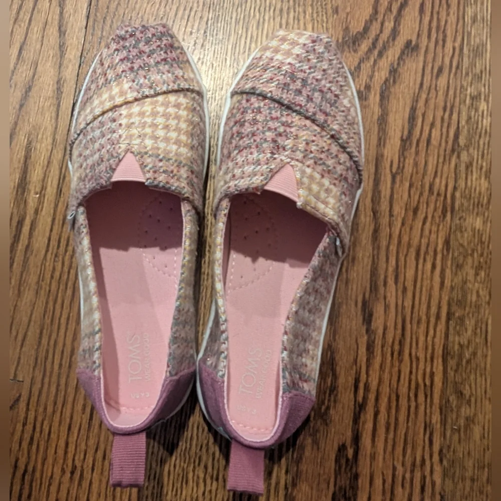 Toms comfortable stylish